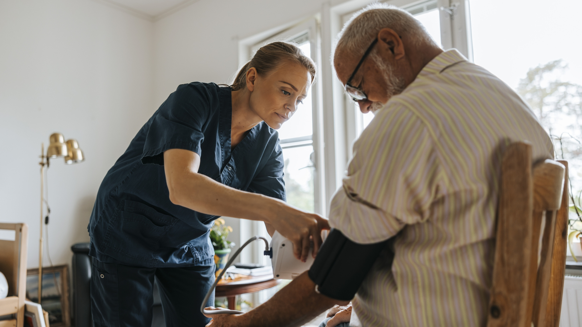 Nya behandlingsrekommendationer för covid-19